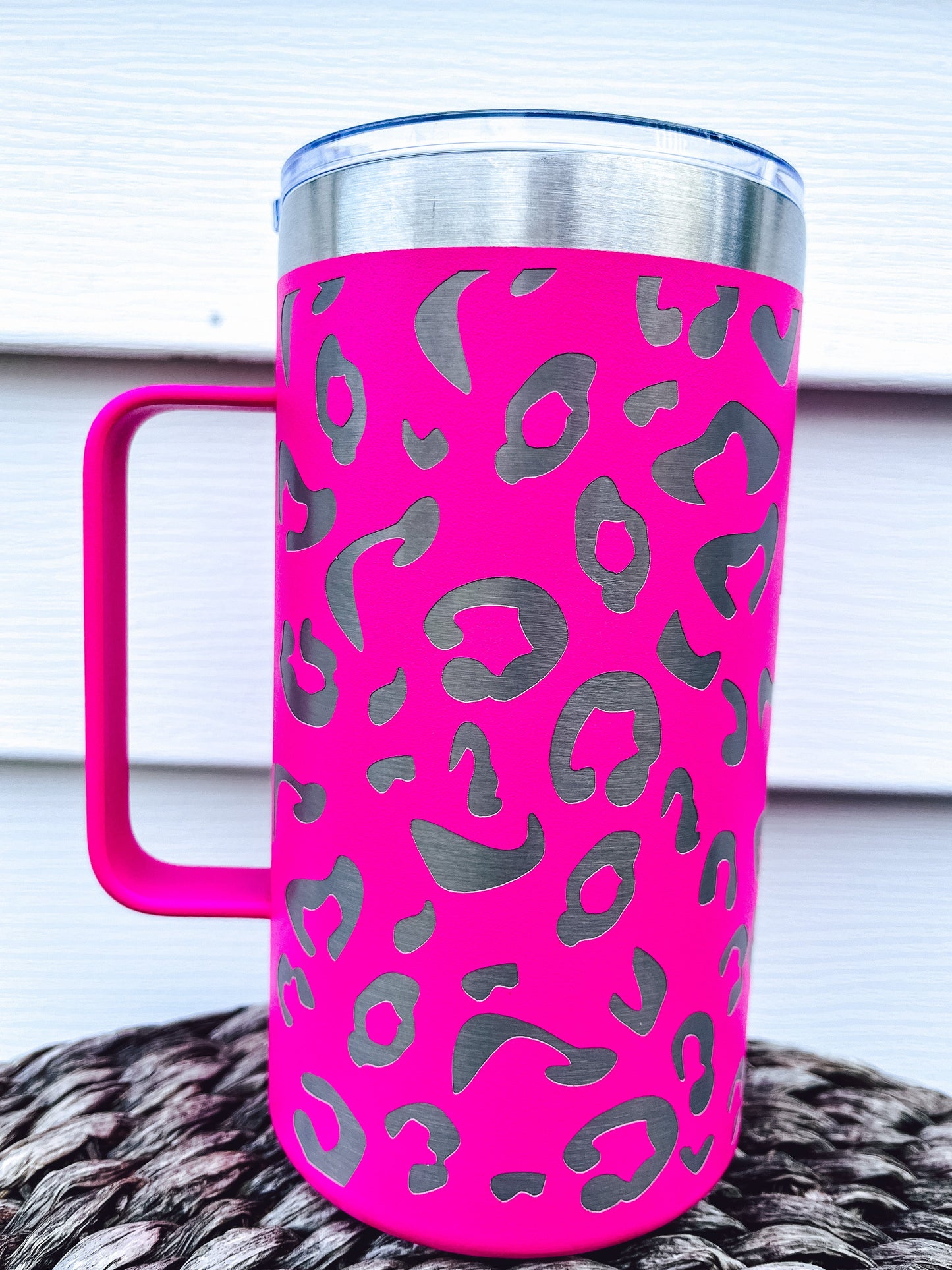 24 OZ Leopard Handled cup( fast ship preorder)